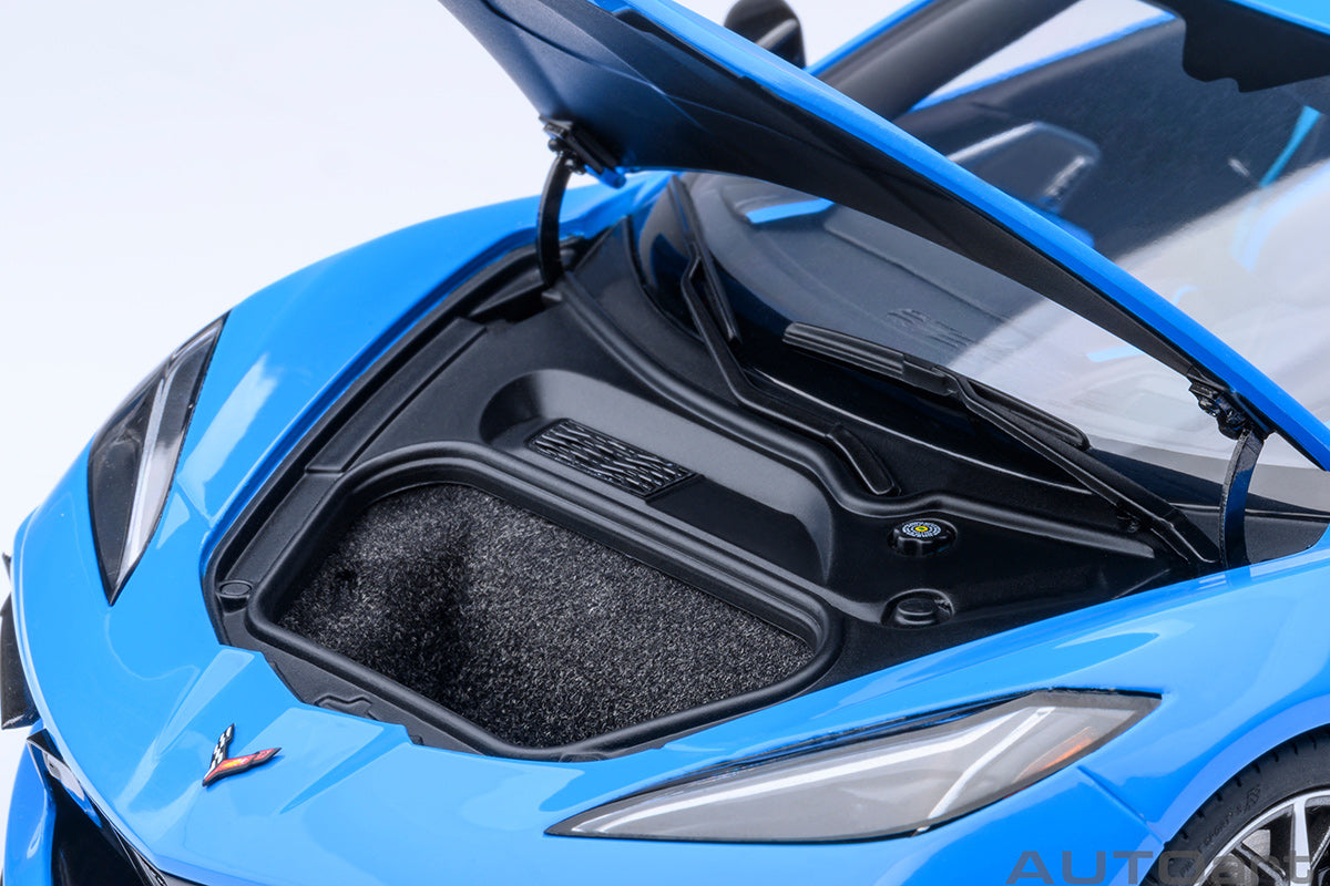 Chevrolet Corvette C8 Stingray 1:18