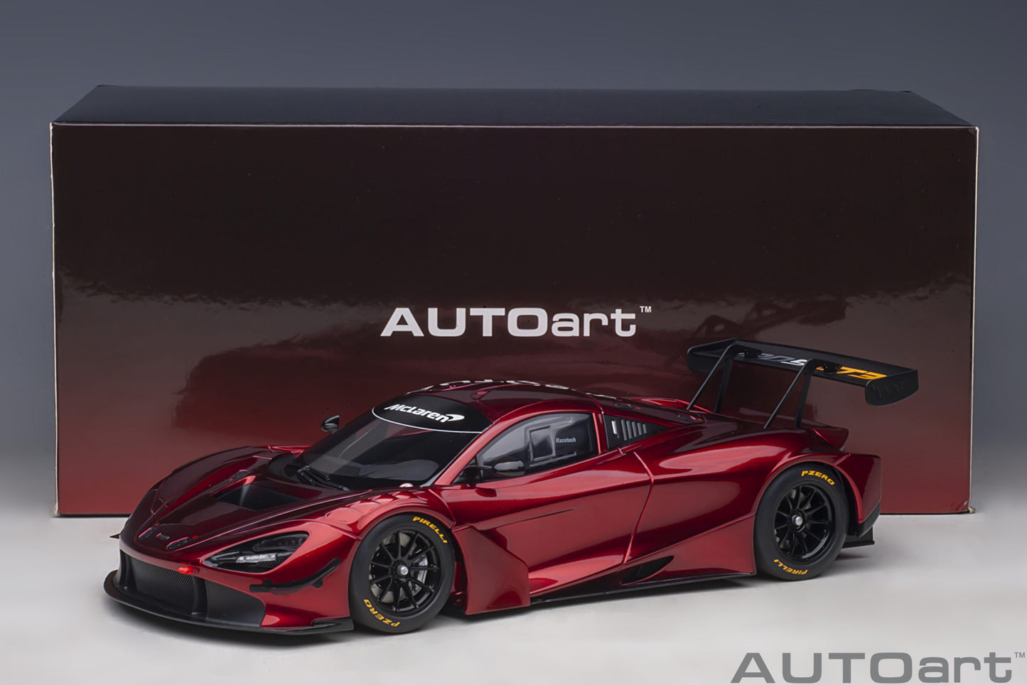 McLAREN 720S GT3 1:18