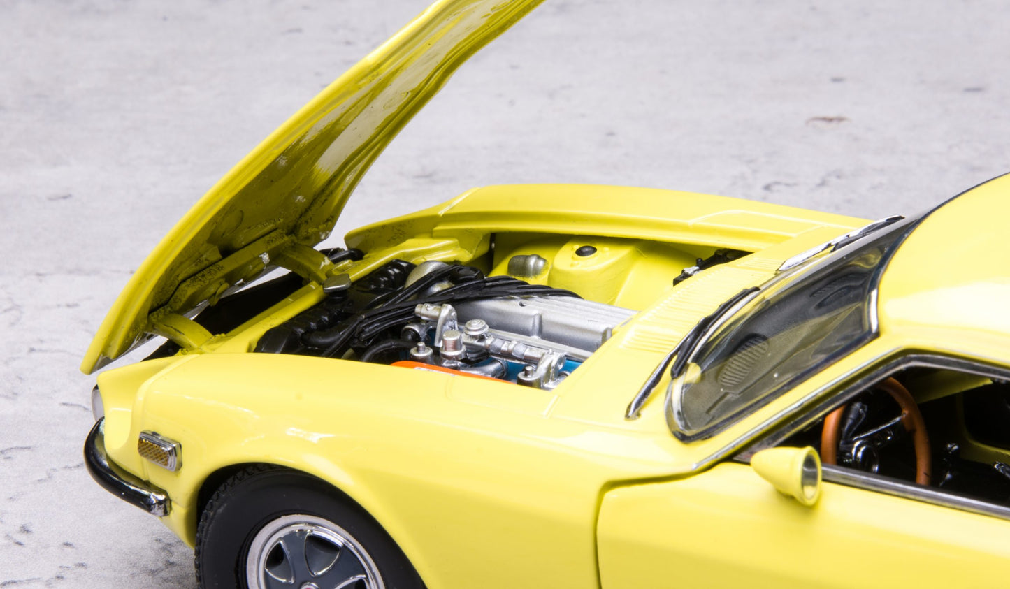 Nissan Datsun 240Z 1972 1:18