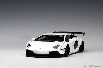 Lamborghini Aventador Liberty Walk LB-WORKS 2015 1:18