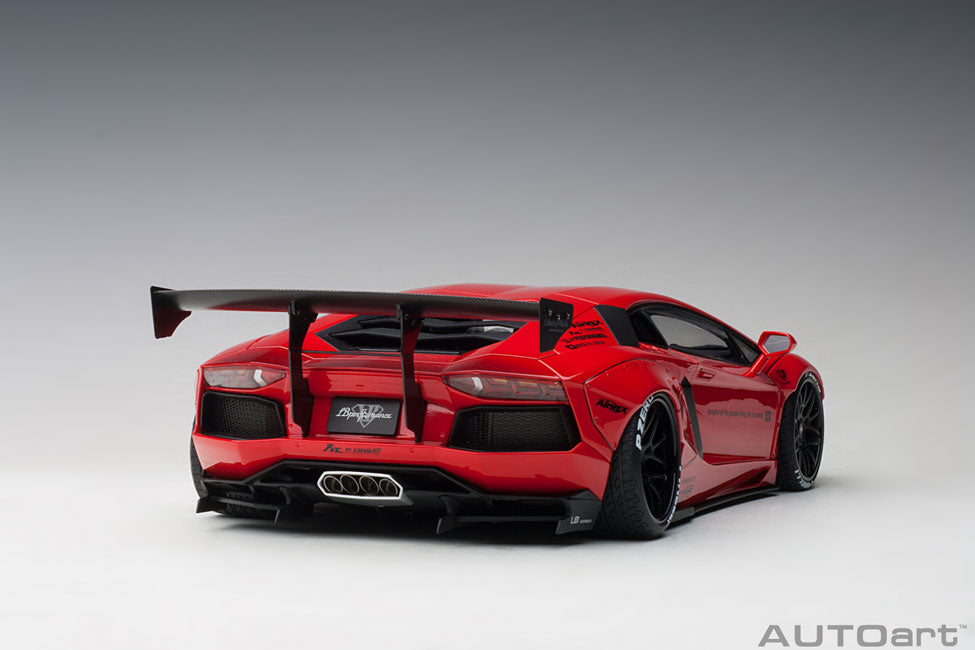 Lamborghini Aventador Liberty Walk LB-WORKS 2015 1:18