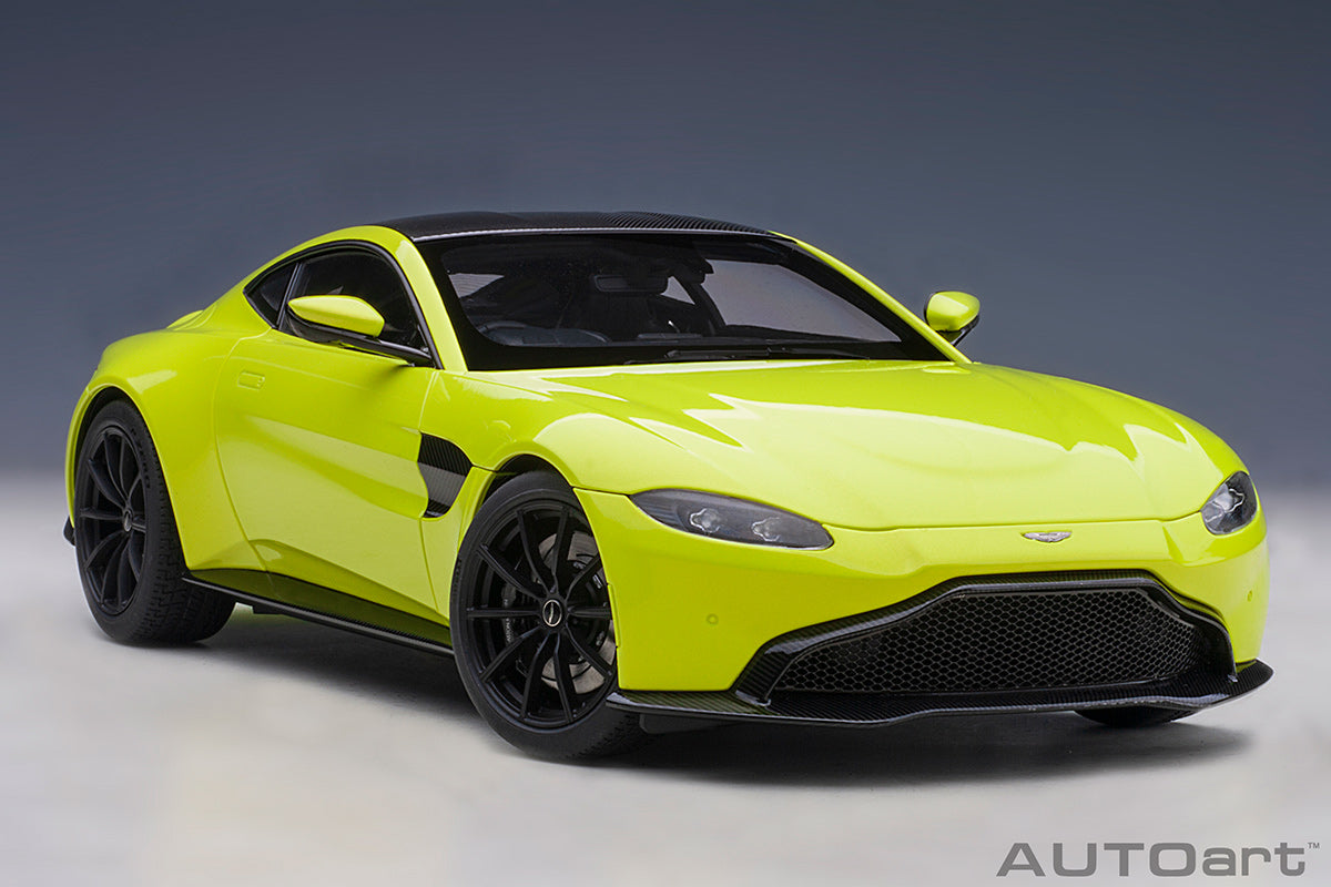 Aston Martin Vantage 1:18