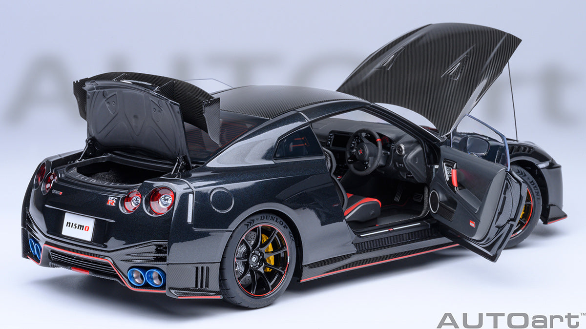 NISSAN GT-R (R35) NISMO 2022 1:18