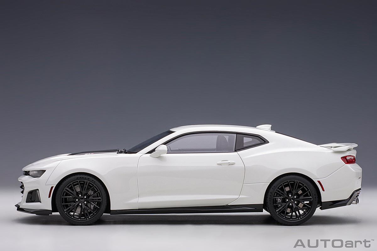 Chevrolet Camaro ZL1 2017 1:18