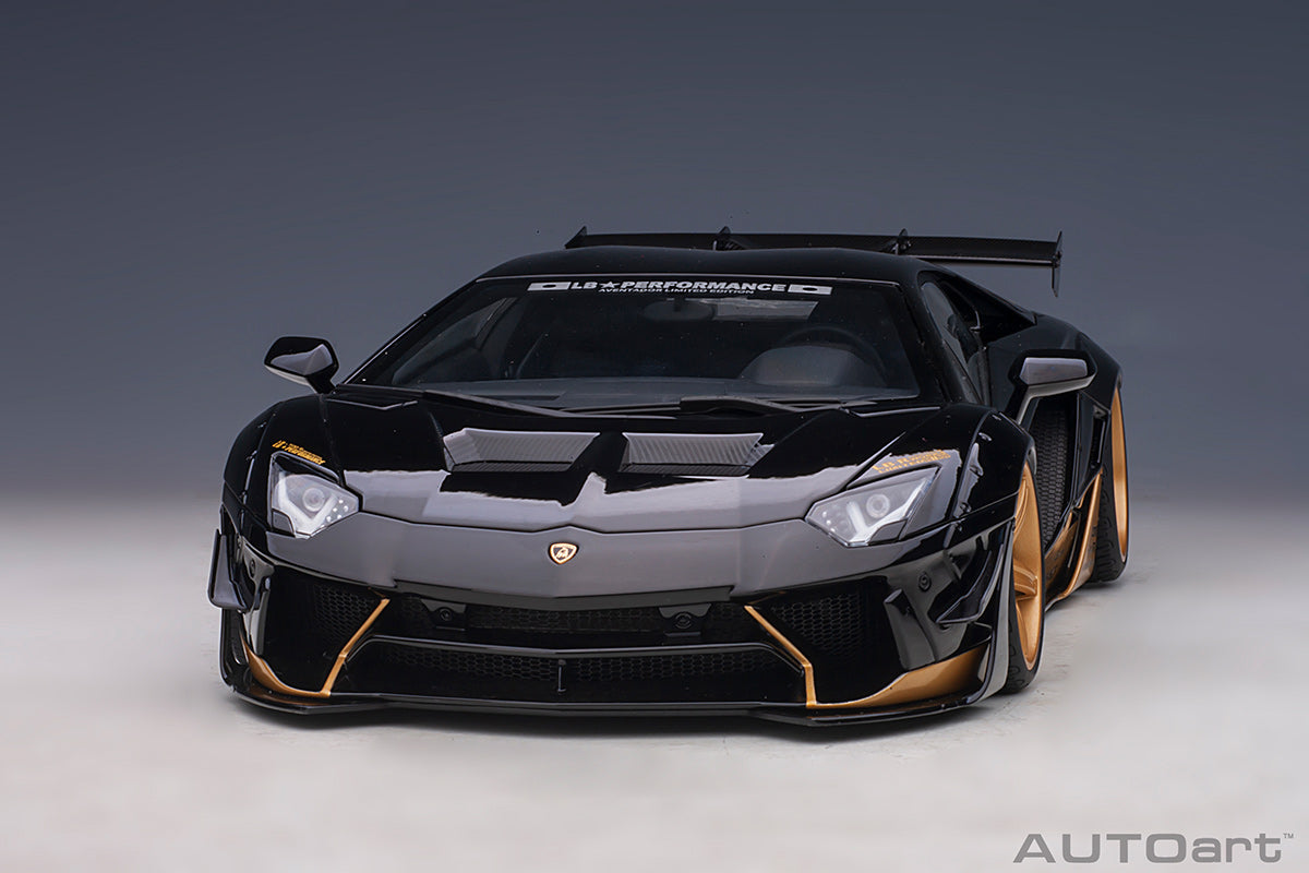 Lamborghini Aventador Liberty Walk LB-Works Limited Edition 1:18