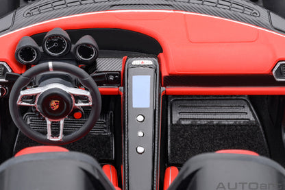 Porsche 918 Spyder Weissach Package 1:18