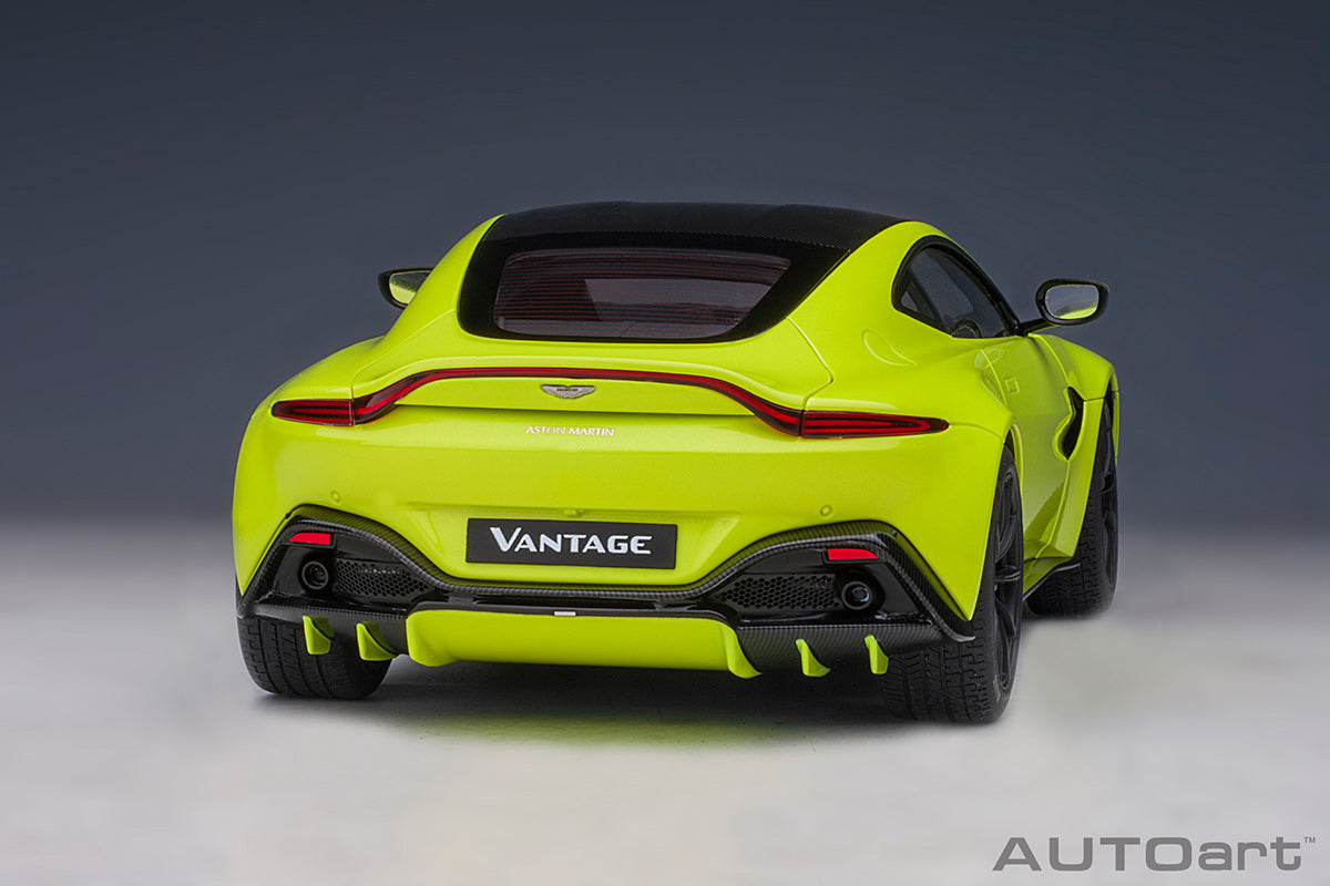 Aston Martin Vantage 1:18