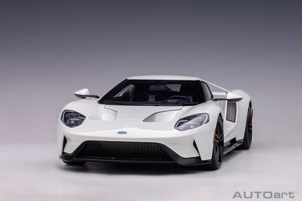 Ford GT 2017 1:18
