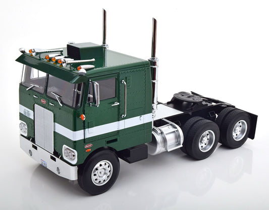 Peterbilt 352 Pacemaker 1977 1:18