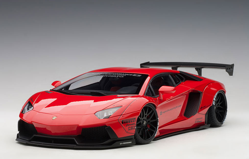 Lamborghini Aventador Liberty Walk LB-WORKS 2015 1:18