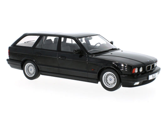 BMW 5er (E34) Touring 1991 1:18