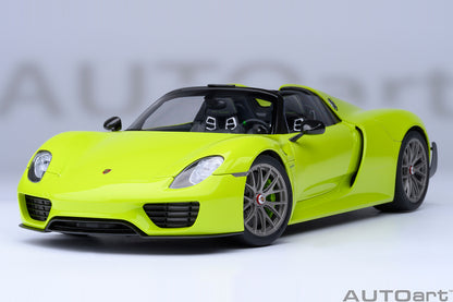 Porsche 918 Spyder Weissach Package 1:18
