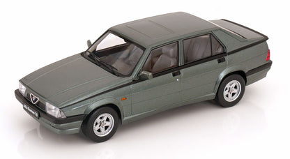Alfa Romeo 75 1:18