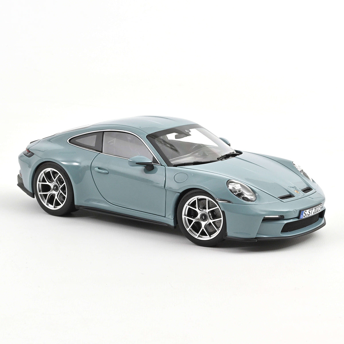 Porsche 911 S/T 2023 1:18