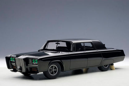 Chrysler Imperial Crown 1965 Black Beauty (Green Hornet) TV Series 2011 1:18