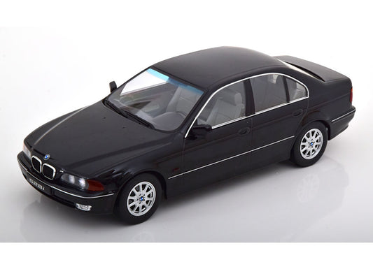 BMW 528i E39 Limousine 1995 1:18