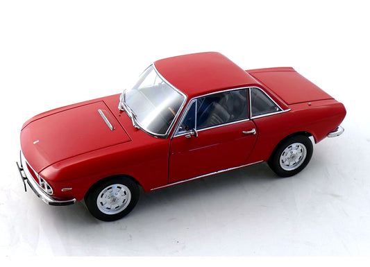 Lancia Fulvia 1600 HF Lusso (1971) 1:18