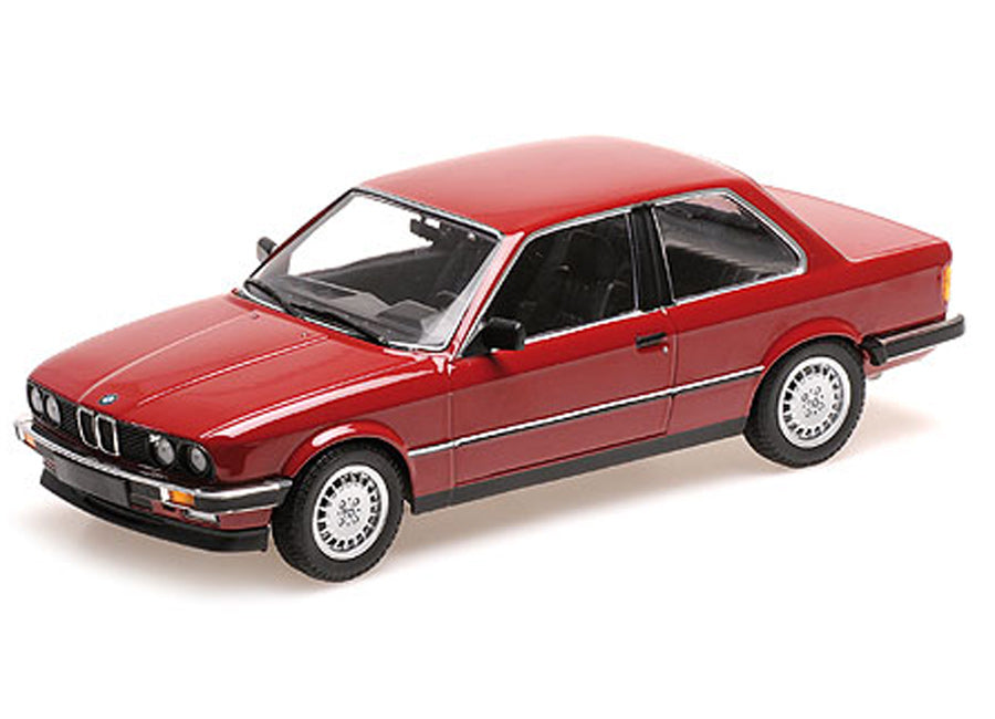 BMW 323I (E30) 1982 1:18