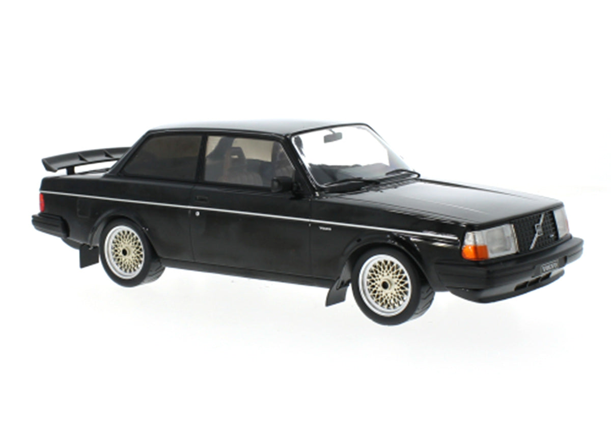 Volvo 240 Turbo 1986 1:18