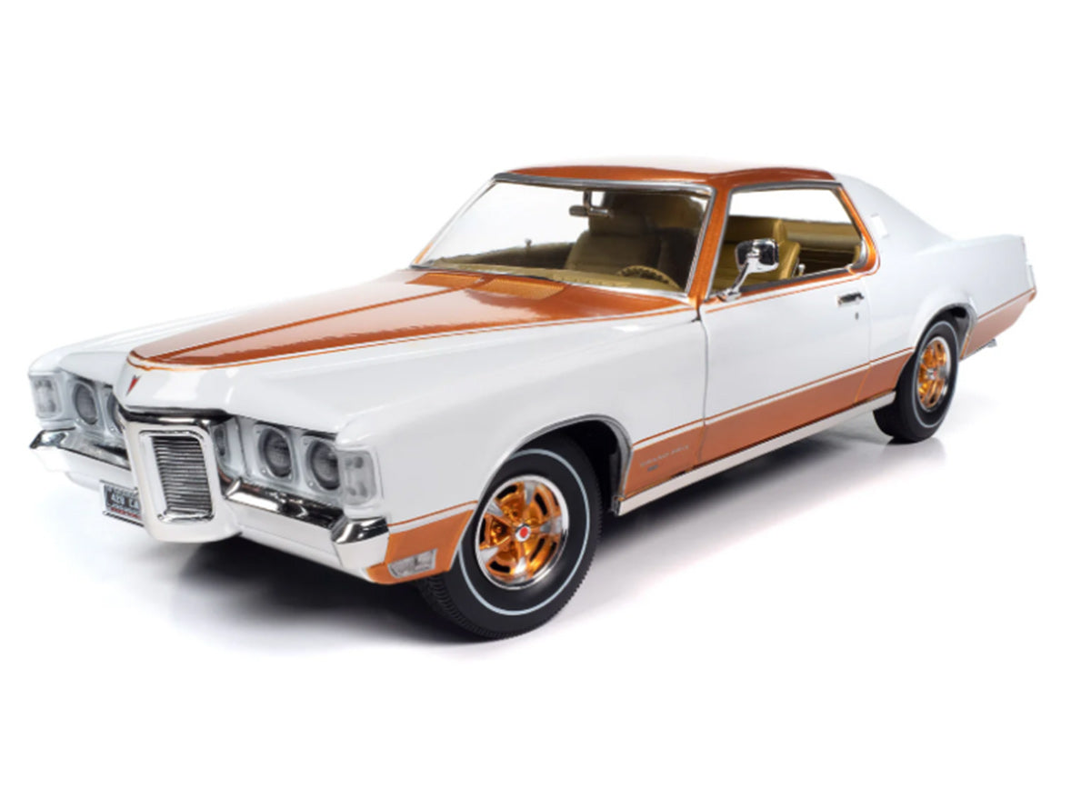 Pontiac Grand Prix (Royal Bobcat) 1969 1:18