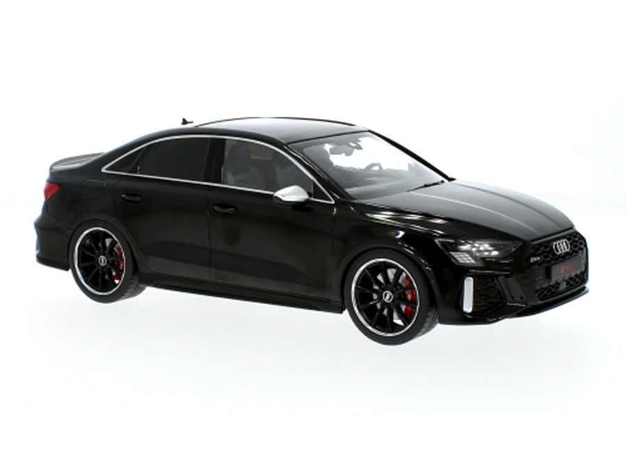 Audi RS3 Limousine 1:18