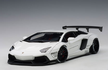 Lamborghini Aventador Liberty Walk LB-WORKS 2015 1:18