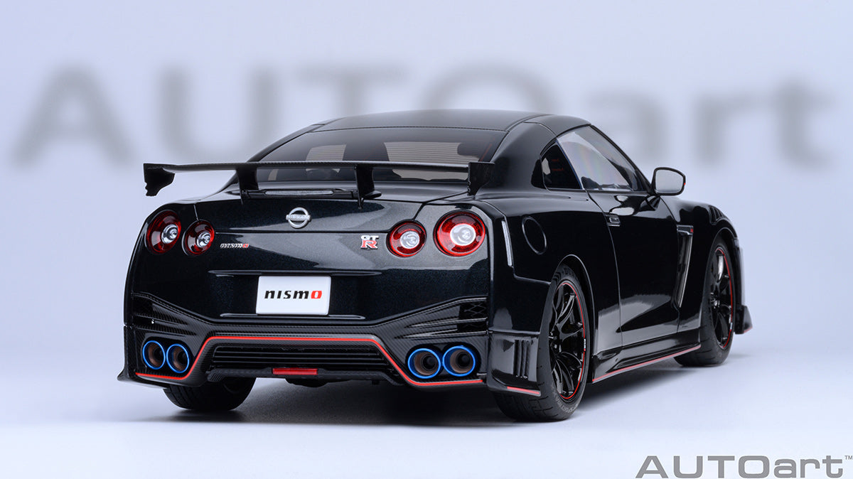 NISSAN GT-R (R35) NISMO 2022 1:18