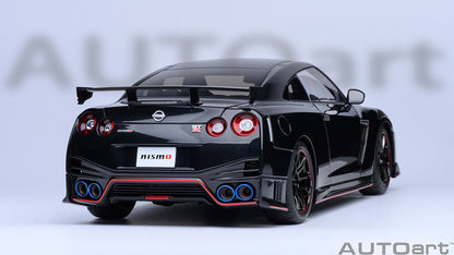 NISSAN GT-R (R35) NISMO 2022 1:18