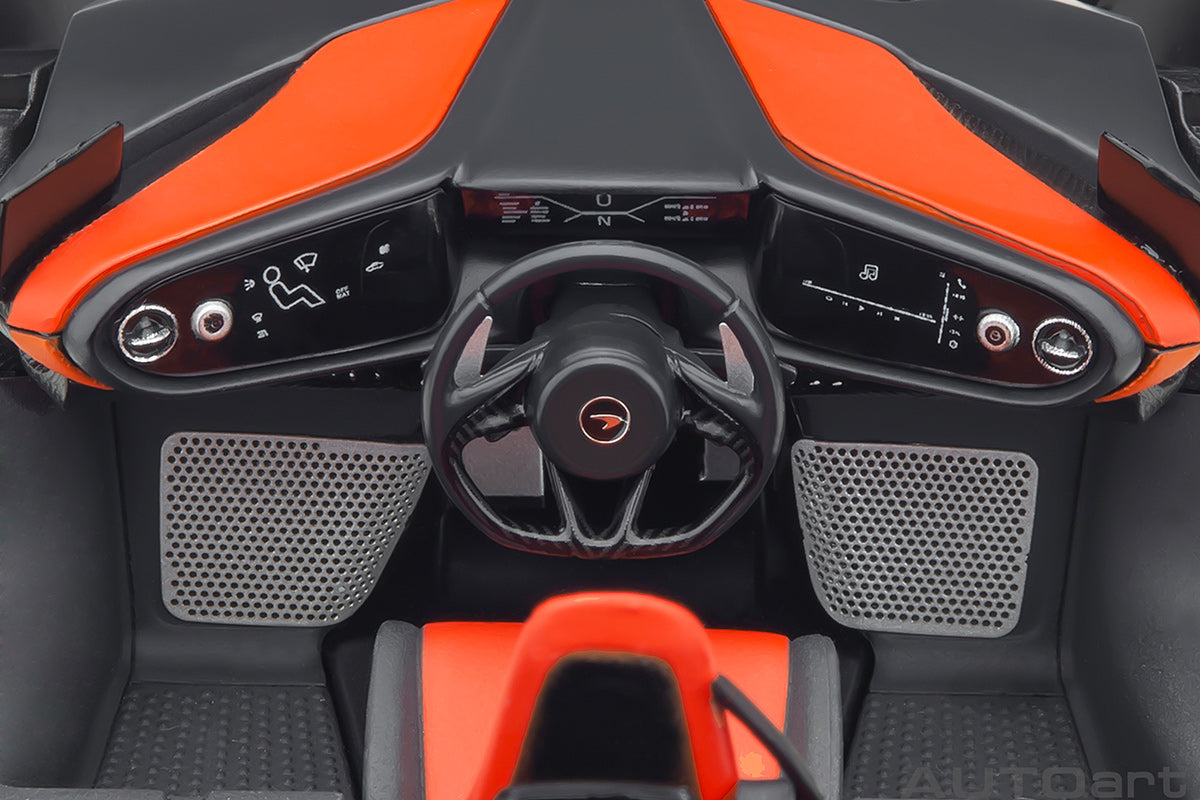 McLaren Speedtail 1:18