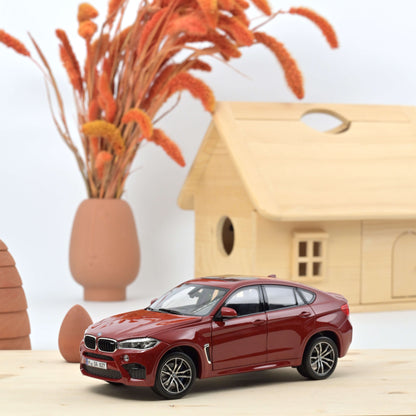 BMW X6M 2015 1:18
