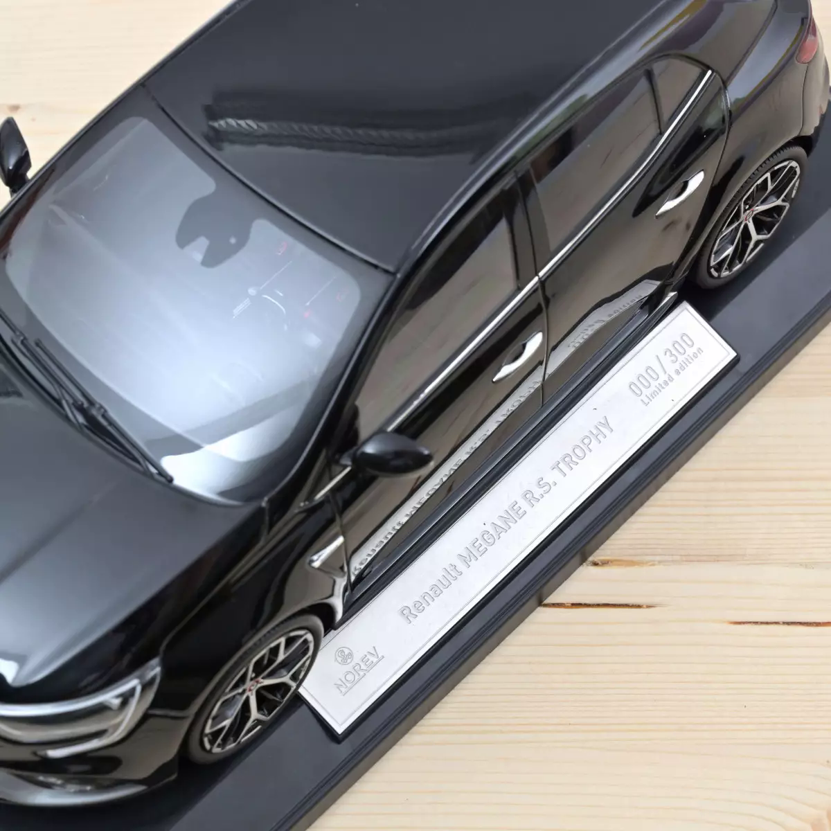 Renault Megane R.S 2019 1:18