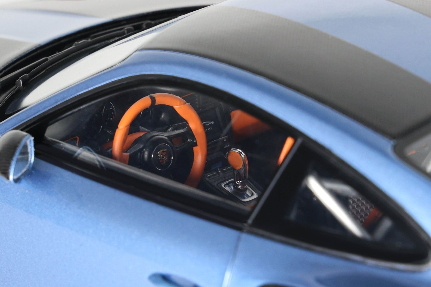 PORSCHE 911 (991.2) GT2 RS 2021 1:18