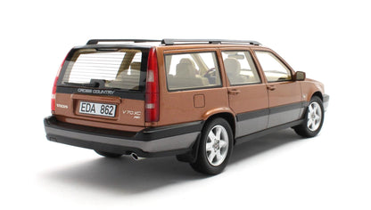 Volvo V70 XC 1:18