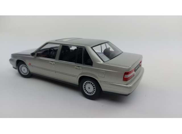 Volvo 960 1996 1:18