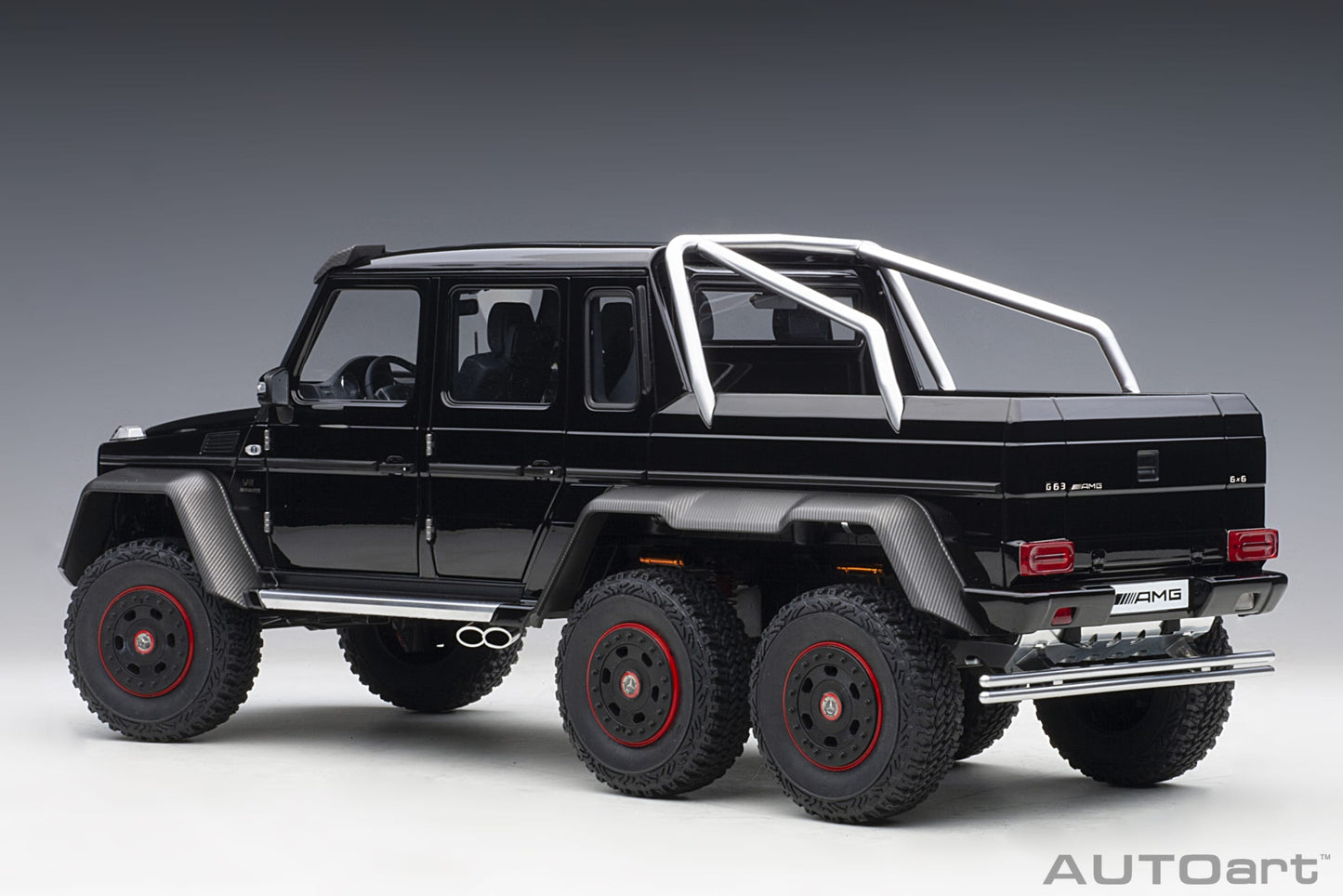 Mercedes G63 AMG 6x6 1:18