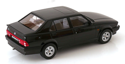 Alfa Romeo 75 1:18