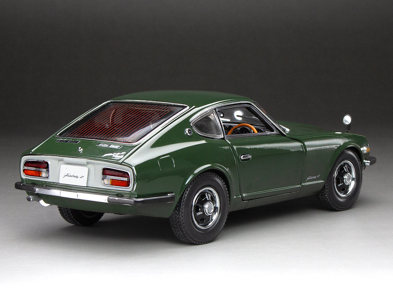 Nissan Datsun 240Z Fairlady Z (S30) 1:18