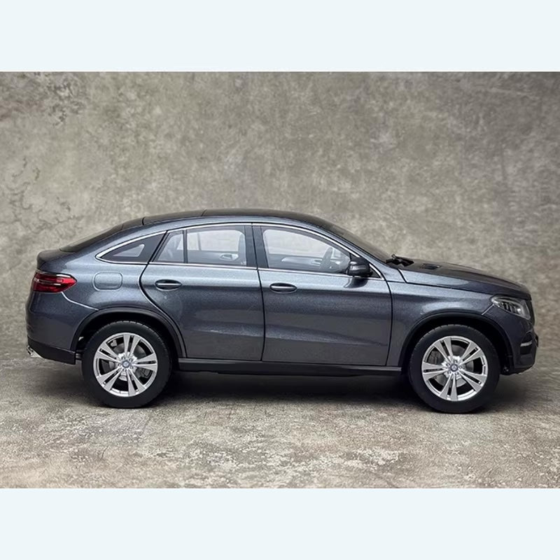 Mercedes-Benz GLE C292 1:18