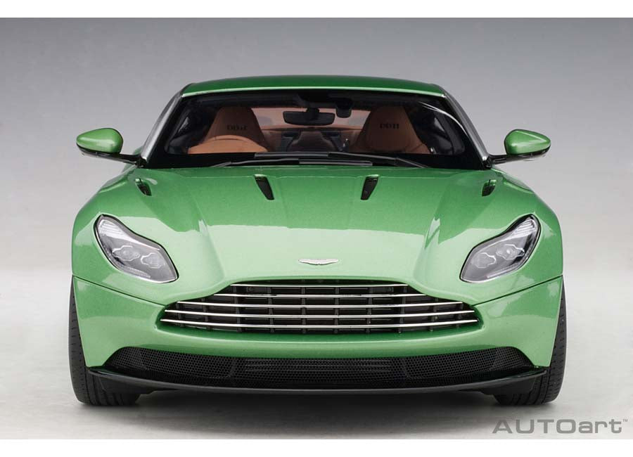 Aston Martin DB11 1:18