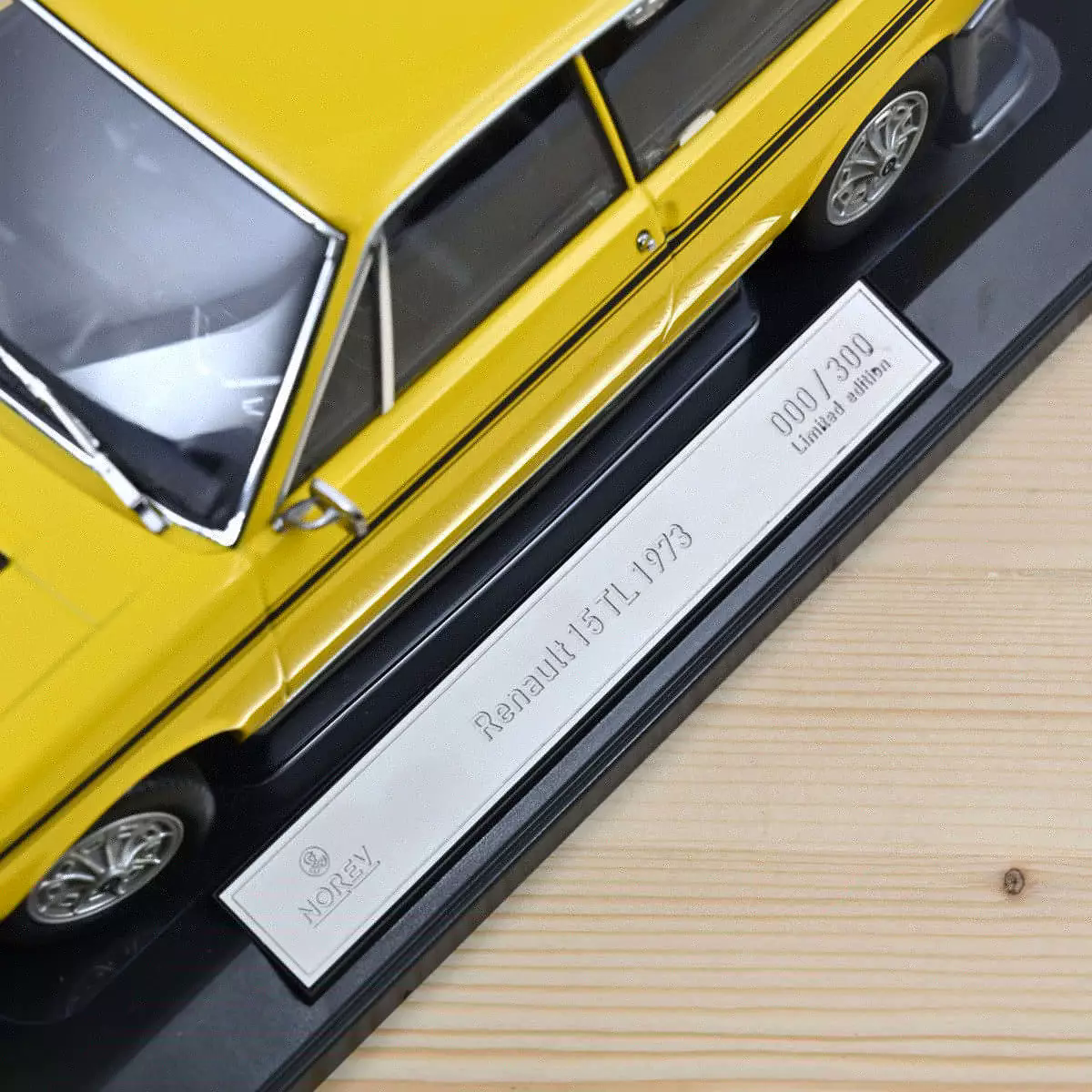 Renault 15 TL 1973 1:18