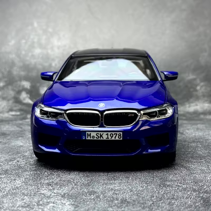 BMW M5 F90 1:18