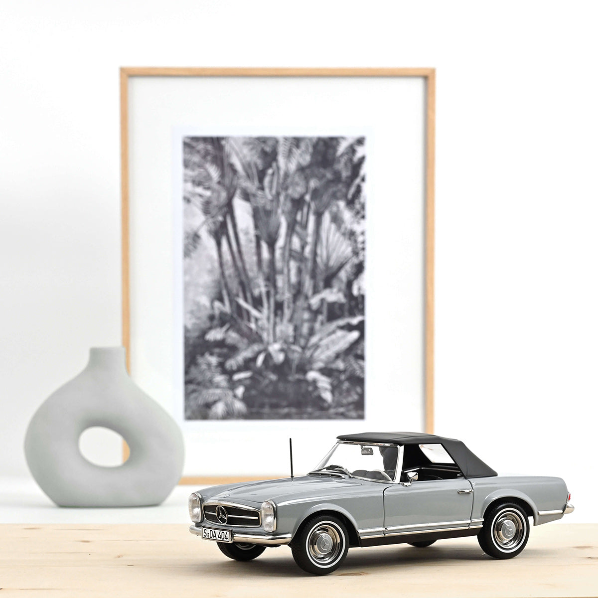 Mercedes 230 SL 1963 1:18