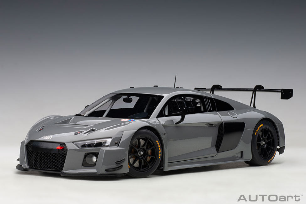 Audi R8 LMS 1:18