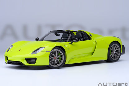 Porsche 918 Spyder Weissach Package 1:18