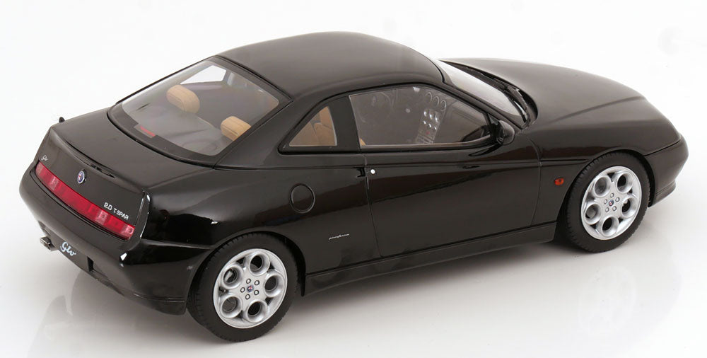 Alfa Romeo GTV 1:18