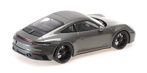 PORSCHE 911 CARRERA 4 GTS 2020 1:18