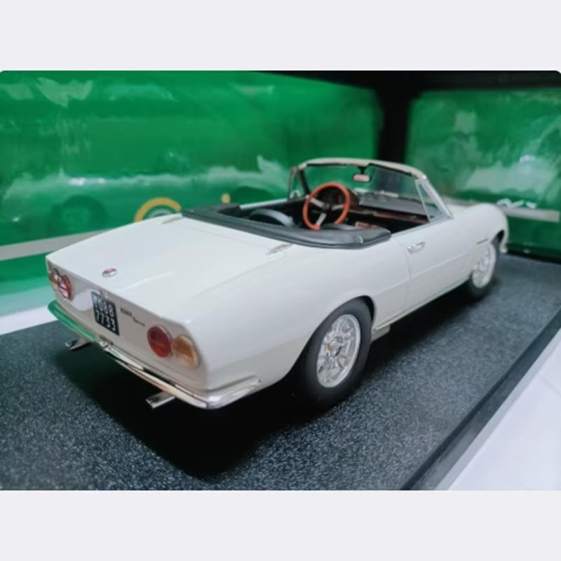 Fiat Dino Spider 1966 1:18