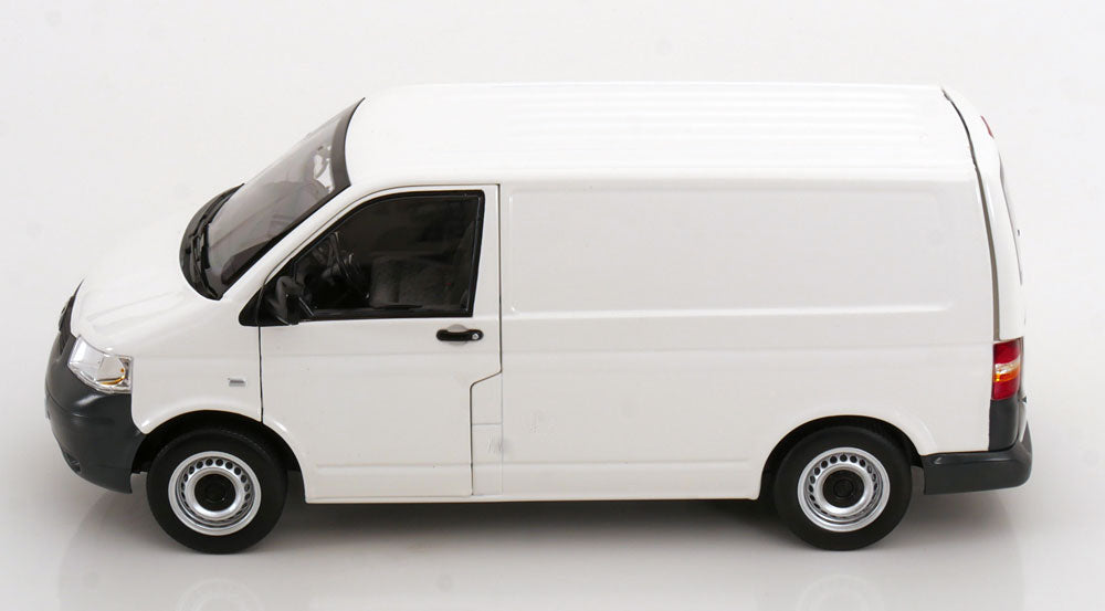 Volkswagen VW T5 Transporter 2003 1:18