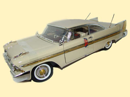 Plymouth Fury 1958 1:18