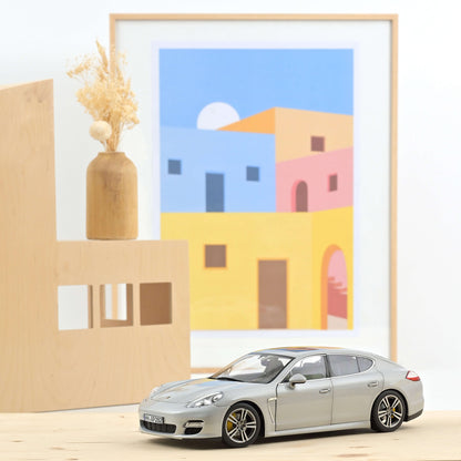 Porsche Panamera Turbo 2009 1:18